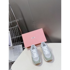 Miu Miu Casual Shoes